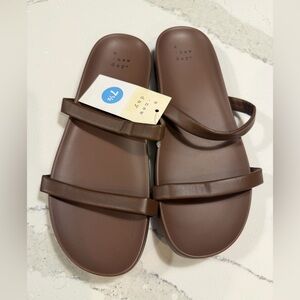 NWT A New Day rosewood brown rubber slides 7.5